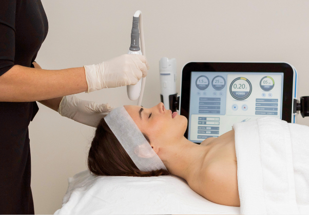 Boc-tran-su-that-ve-cong-nghe-HIFU